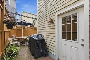 120 Elm St, Boston, MA 02129 - Photo 24