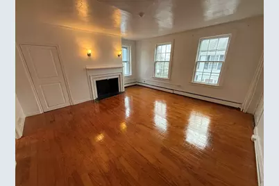 18 Leyden St #2E, Plymouth, MA 02360 - Photo 2