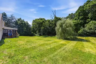 4 Oneida Pl, Hudson, MA 01749 - Photo 36