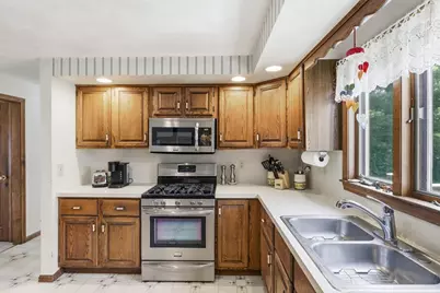 4 Oneida Place, Hudson, MA 01749 - Photo 12