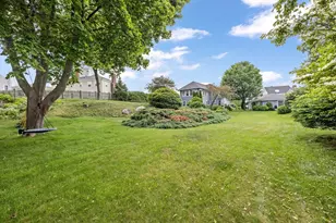 308 Ocean Ave, Marblehead, MA 01945 - Photo 28