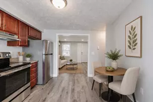 30 Clayton St, Springfield, MA 01107 - Photo 6