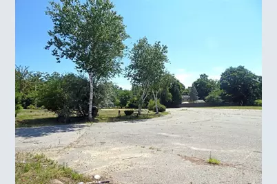 450 Wareham Street, Middleborough, MA 02346 - Photo 20