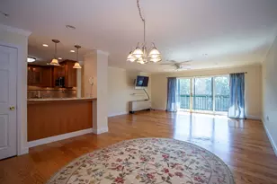 2 Summitt Dr, Reading, MA 01867 - Photo 2