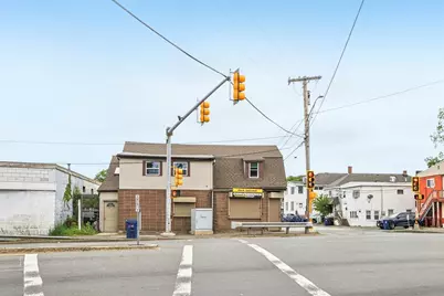 831 North Shore Road, Revere, MA 02151 - Photo 2