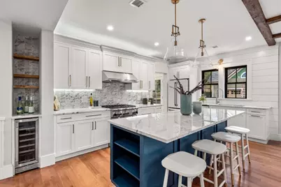 300 Elliot Street #2, Newton, MA 02464 - Photo 4