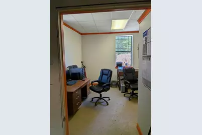 57-Rr Grove St, Salem, MA 01970 - Photo 10