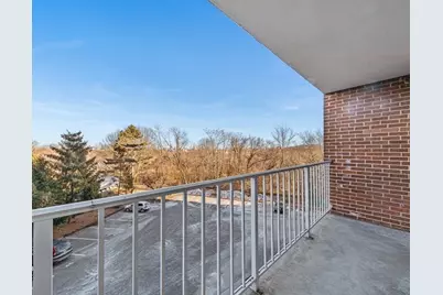 151 Coolidge Ave #303, Watertown, MA 02472 - Photo 10