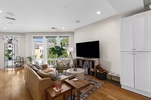 275 Old Colony Ave, Boston, MA 02127 - Photo 4