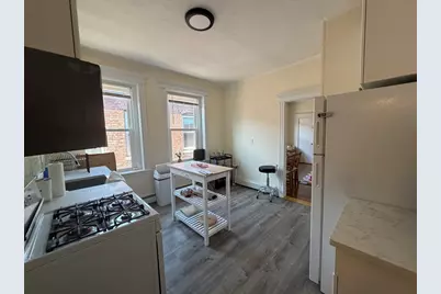 40 Grove Street #8, Boston, MA 02114 - Photo 4