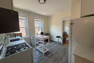 40 Grove St, Boston, MA 02114 - Photo 4