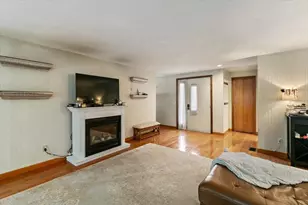 53 Clement Ct, Haverhill, MA 01832 - Photo 8