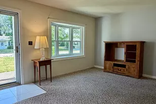 158 Nevens Cir, Rockland, MA 02370 - Photo 8