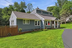 39 Stafford St, Charlton, MA 01507 - Photo 2