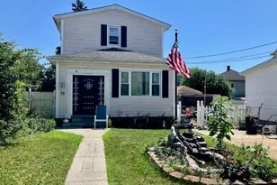 76 Capitol St, New Bedford, MA 02744 - Photo 1