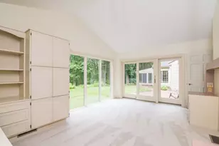 100 Hilltop Rd, Longmeadow, MA 01106 - Photo 18