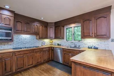 100 Hilltop Rd, Longmeadow, MA 01106 - Photo 26
