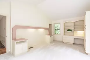 100 Hilltop Rd, Longmeadow, MA 01106 - Photo 16