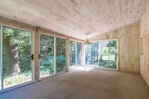 100 Hilltop Rd, Longmeadow, MA 01106 - Photo 36