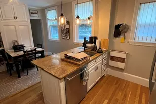 2 Lyndeboro Pl, Boston, MA 02116 - Photo 8