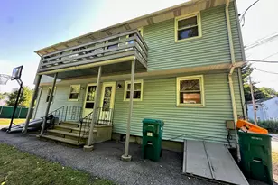 9 Lowell St, Woburn, MA 01801 - Photo 14