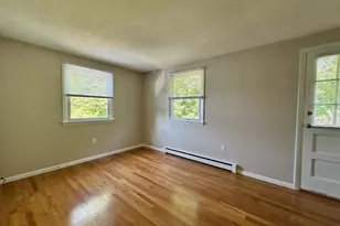 9 Lowell St, Woburn, MA 01801 - Photo 10