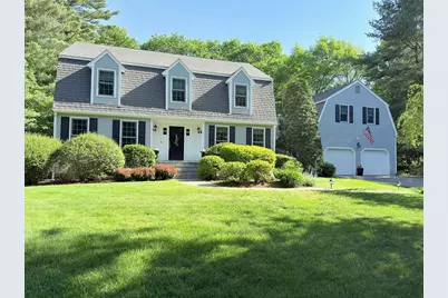 19 Bubbling Brook Rd, Walpole, MA 02081 - Photo 1