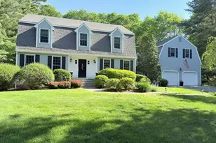 19 Bubbling Brook Rd, Walpole, MA 02081 - Photo 1