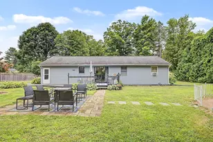 11 Crestview Dr, Hadley, MA 01036 - Photo 24