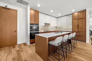 566 Columbus Ave, Boston, MA 02118 - Photo 8