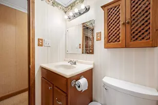 50 Jackson St, Holden, MA 01522 - Photo 28
