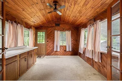 50 Jackson Street, Holden, MA 01522 - Photo 22