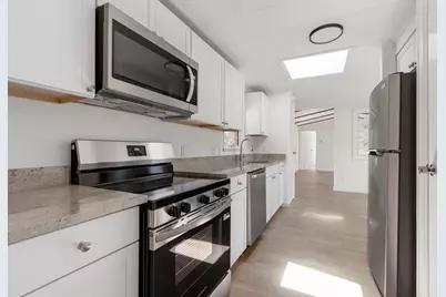 85 Amherst Ave, Taunton, MA 02780 - Photo 8