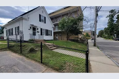 273 Pleasant St, Gardner, MA 01440 - Photo 2