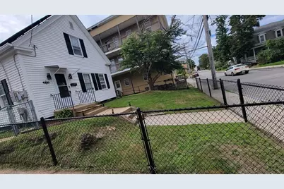 273 Pleasant St, Gardner, MA 01440 - Photo 6
