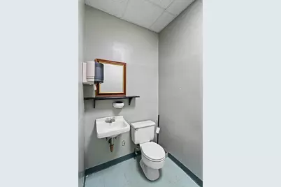 15 College Hwy #B, Southampton, MA 01073 - Photo 16