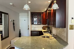 82 Chestnut St, Boston, MA 02108 - Photo 4