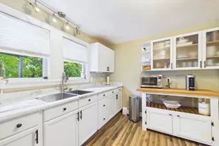 22 County Rd, Freetown, MA 02717 - Photo 18