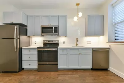 40 Fleet St #3, Boston, MA 02109 - Photo 1