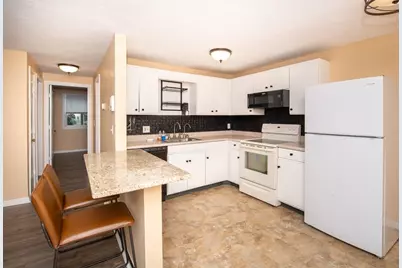 1585 Braley Rd #51, New Bedford, MA 02745 - Photo 10