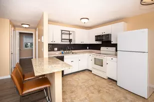 1585 Braley Rd, New Bedford, MA 02745 - Photo 10