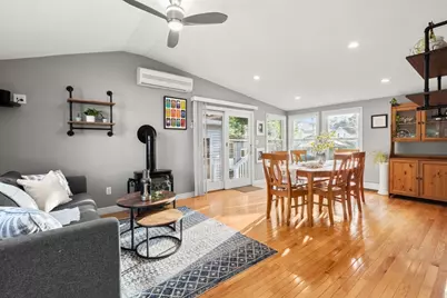 15 University Rd, Arlington, MA 02474 - Photo 4