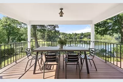 10 Dartmouth Street, Winchester, MA 01890 - Photo 2