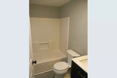 232 Arlington St, Athol, MA 01331 - Photo 22