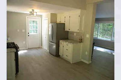 232 Arlington St, Athol, MA 01331 - Photo 8