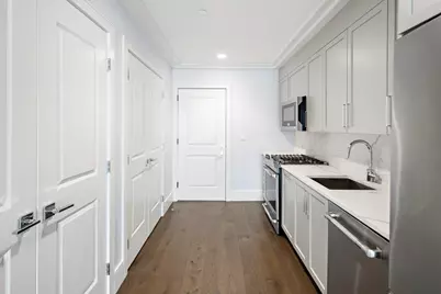 214 Market St #204, Boston, MA 02135 - Photo 6