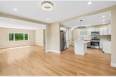 559 Winthrop St, Medford, MA 02155 - Photo 6