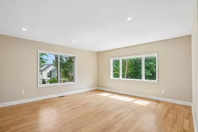559 Winthrop St, Medford, MA 02155 - Photo 2