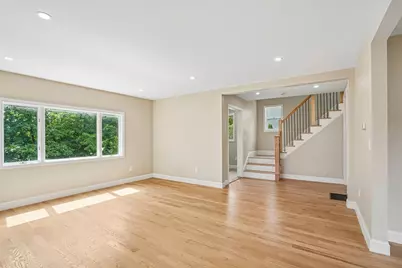 559 Winthrop St, Medford, MA 02155 - Photo 4