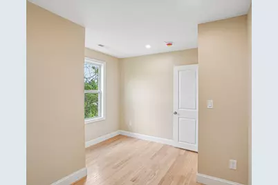 559 Winthrop St, Medford, MA 02155 - Photo 28